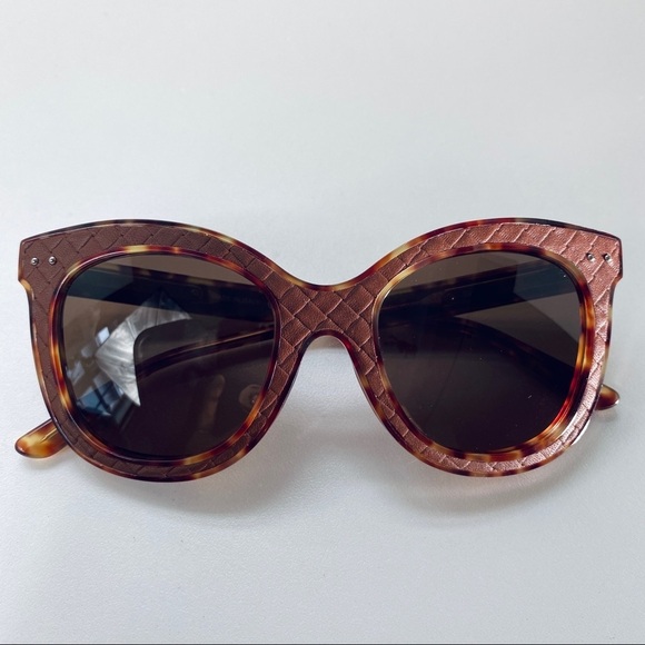 Bottega Veneta polarized sunglasses main image 5